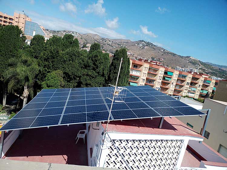 Instalación de placas solares Almuñecar Granada Aficlima Solar