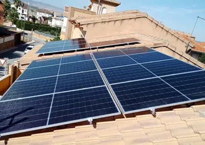 Placas solares en Otura