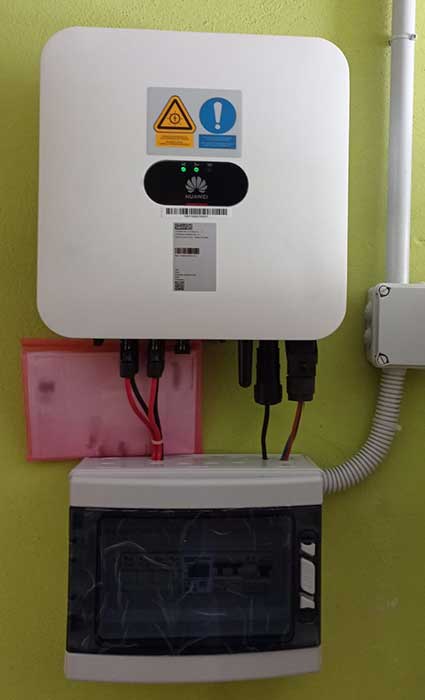 Inversor-huawei-de-5kw-instalado-en-atarfe-granada Inversor Huawei instalado en Atarfe Granada