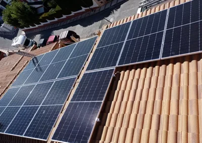 Instalación paneles solares Otura