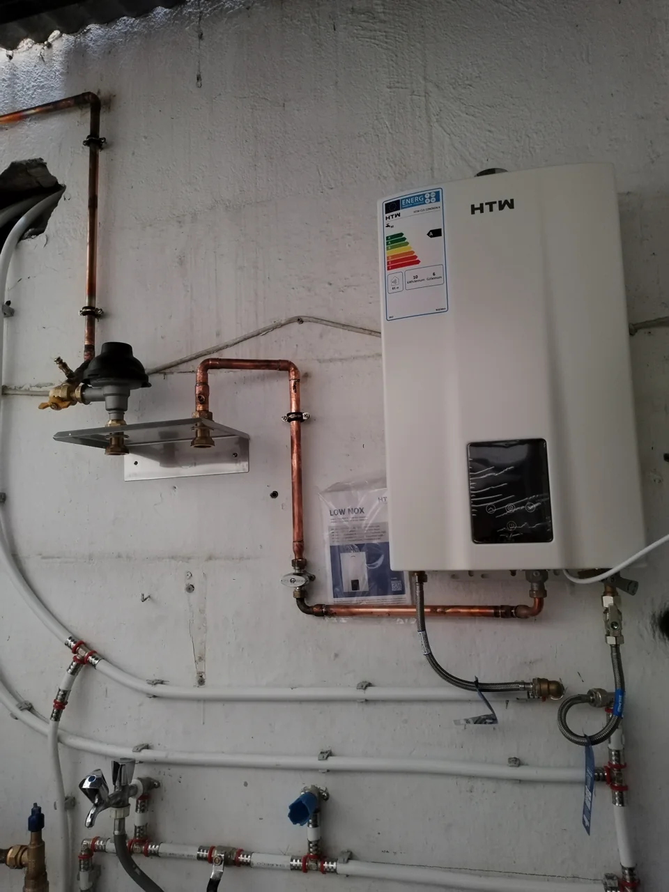 Instalación de gas natural más calentador